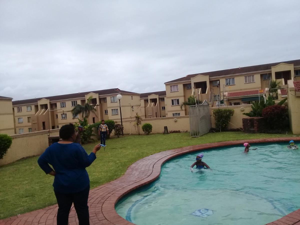 Summersands Durban North Beach エクステリア 写真